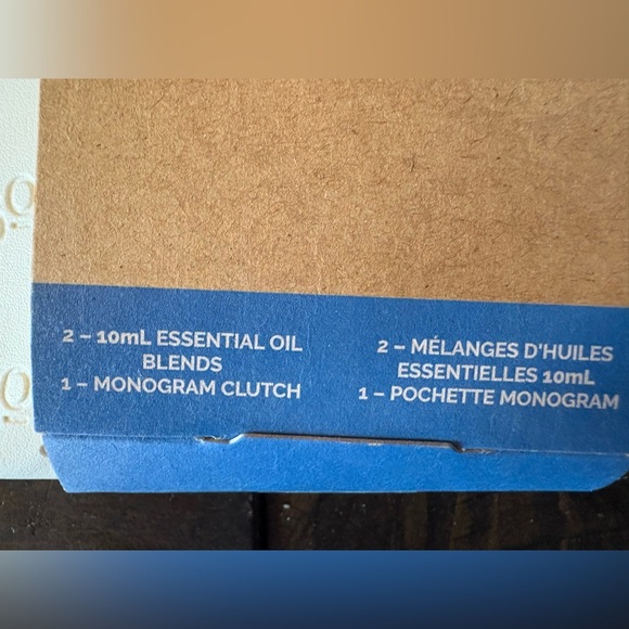 doTERRA Cream Monogram Cosmetic Bag - Picture 2 of 3